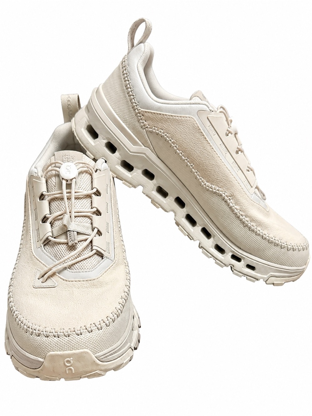 On Cloudaway Cream Sneakers Women’s Size 9.5 Swiss Engineering